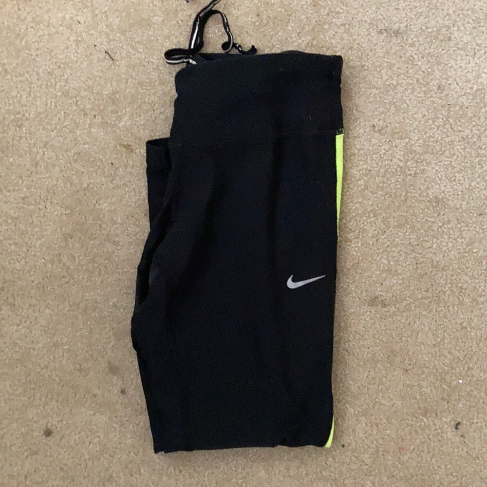Nike cropped leggings